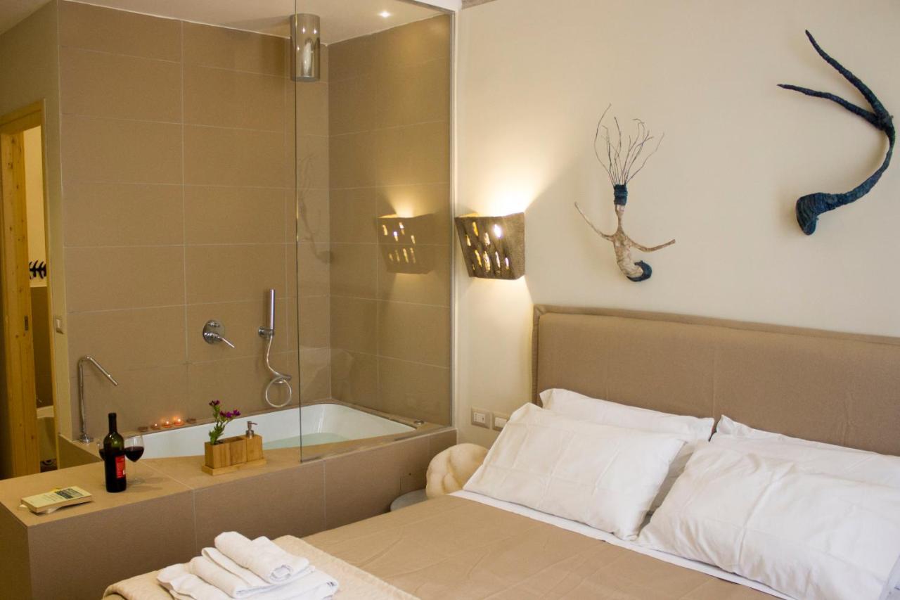 Luxury Triple Room,1033524827:JPEG
